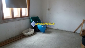 casa-noua-de-vanzare-in-zona-cetate-alba-iulia-4